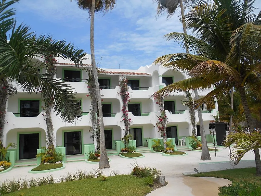 Hotel Club Akumal Caribe Mexico